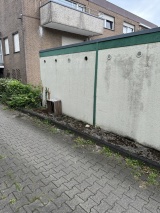 Firmenhallen ca. 800 qm brauchten  dringend eine neue Aufarbeitung  - Anstrich, inklusive  Farbtonänderung.